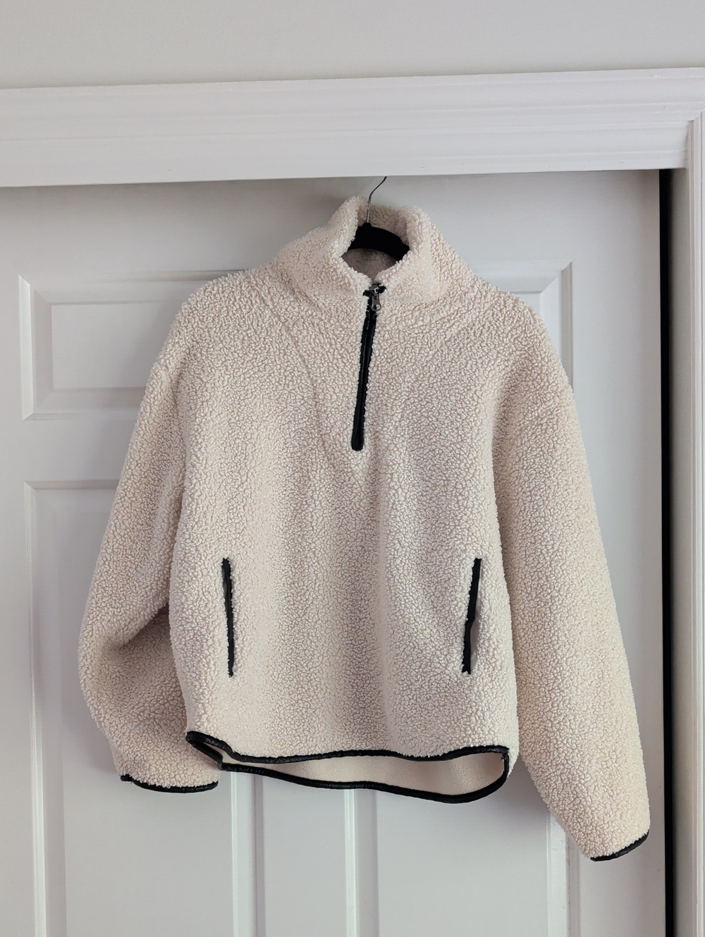 Universal Thread Cream Sherpa Half-Zip Pullover Sweater